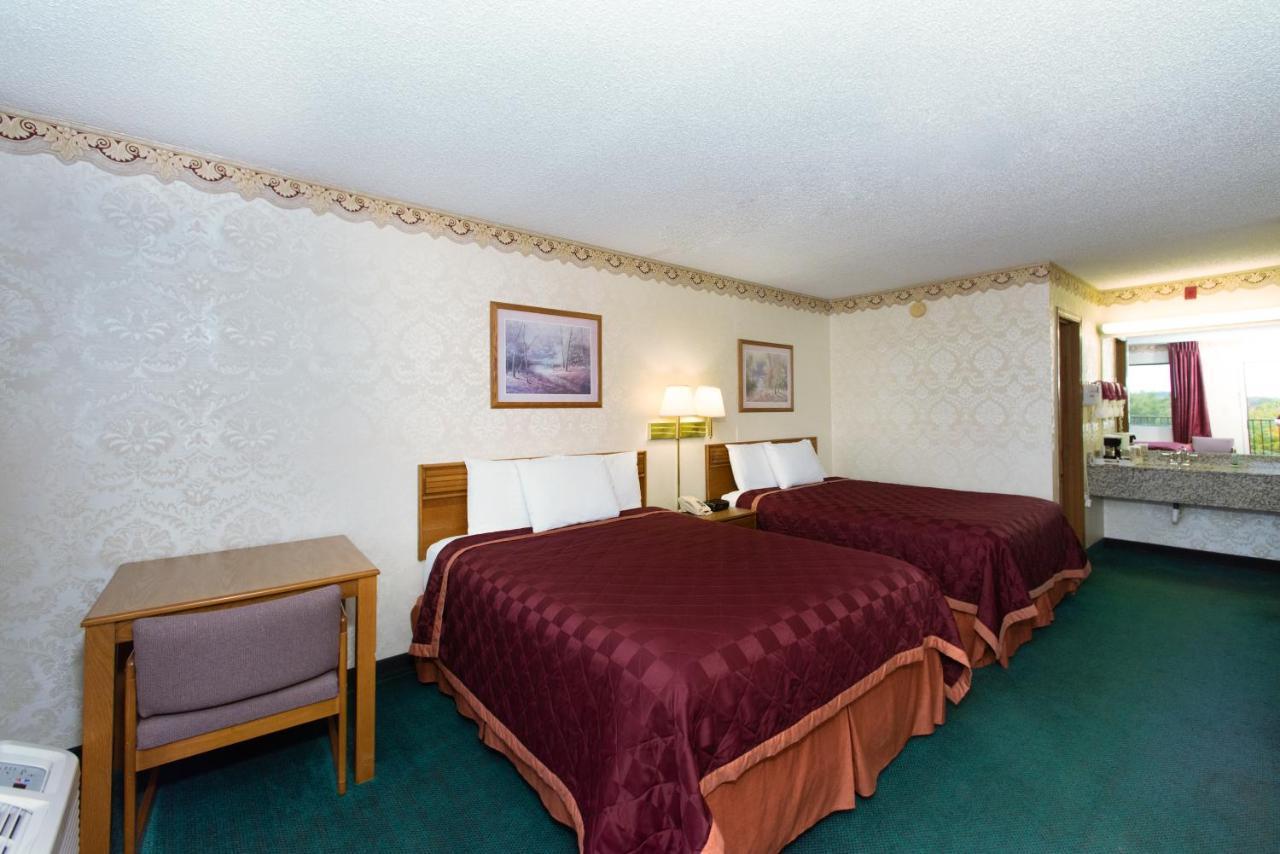Express Inn Юрика Спрингс Экстерьер фото